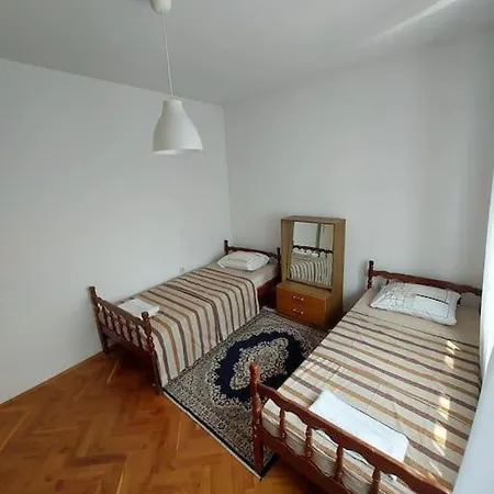 Apartment Dado